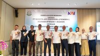 Perwakilan KAI Daop 7 Madiun dan Kejaksaan Negeri menandatangani kerja sama terkait perlindungan aset negara dan pendampingan hukum.
